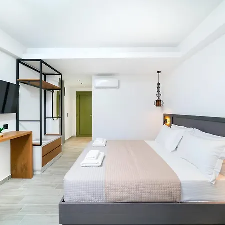 Albatros House فندق لايميناس